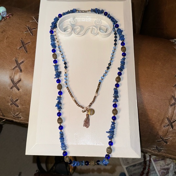 Two Denim Friendly Multi-Color Multi-Bead Coordinating Necklaces - Picture 14 of 16